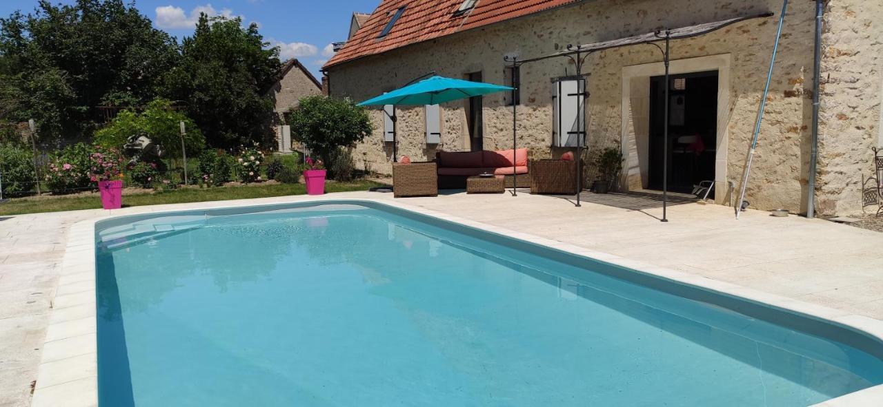 L'Amalgam' Bed and Breakfast Ainay-le-Vieil Eksteriør billede